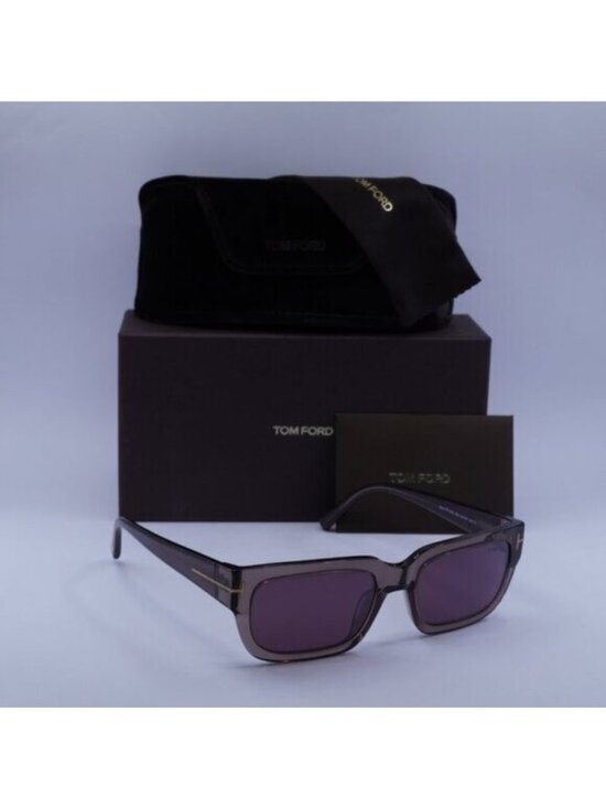 Tom Ford FT1075 45U Ezra Rectangle Sunglasses -Shiny Light Brown/Bordeaux Mirror main image 6
